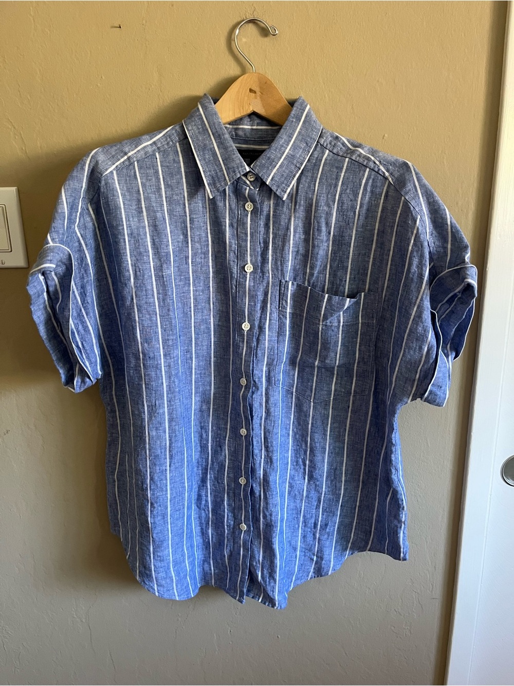Banana Republic Linen Resort Shirt Size M - Picture 7 of 7
